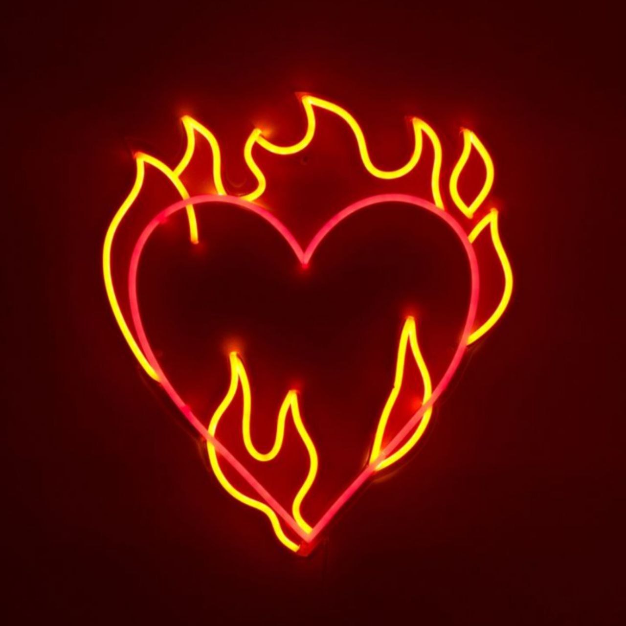 نئون سفارشی قلب